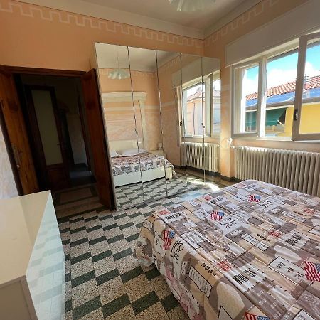 Villa Sophia Mare 1 Lido di Camaiore Exteriér fotografie