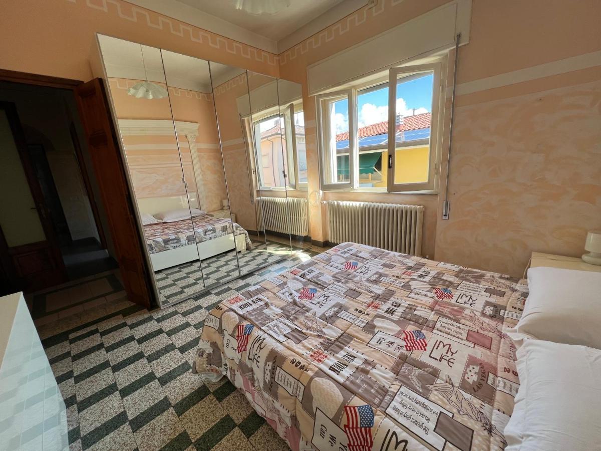 Villa Sophia Mare 1 Lido di Camaiore Exteriér fotografie